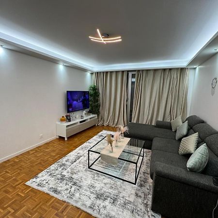 Appartement - La Defense 쀼또 외부 사진